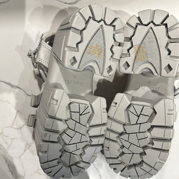 Darker Wavs UTOPIA PLATFORM SANDALS - GRAY - Picture 6 of 6